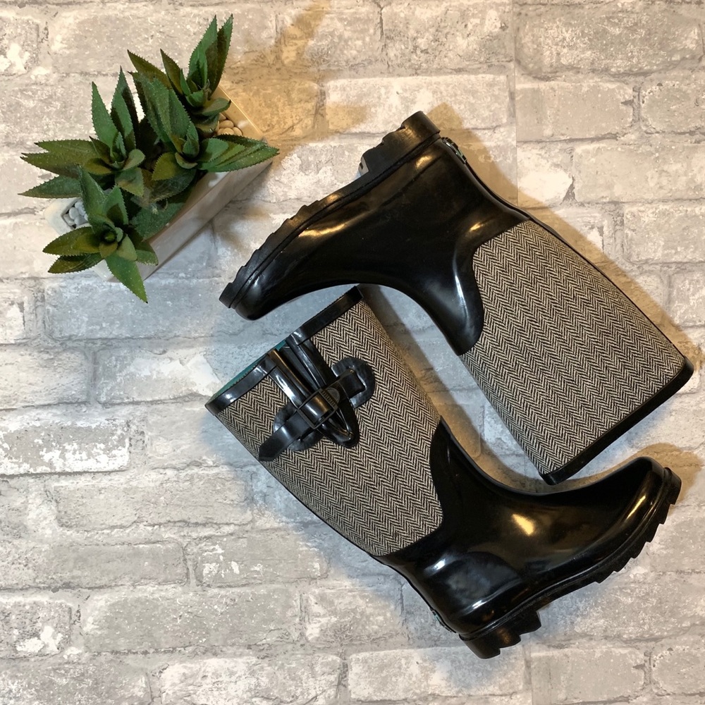 Austin Trading Co Rainboots